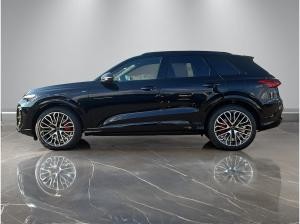 Audi Q5 e-hybrid S-line quattro 270 kW S tronic PANO  + TECH PRO + AHK + PANORAMA + LUFTFAHRWERK + 21 ZOLL +
