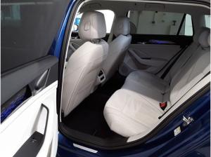 Volkswagen Passat Variant ELEGANCE 2.0TDI DSG ACC.5J-G.AHK.KAMERA.NAVI+VC.HUD.LED.DCC.LKRD-HZG