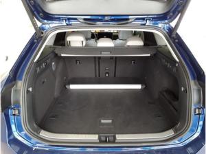 Volkswagen Passat Variant ELEGANCE 2.0TDI DSG ACC.5J-G.AHK.KAMERA.NAVI+VC.HUD.LED.DCC.LKRD-HZG