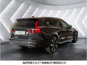 Volvo V60 CC B5 AWD Ultimate MASSAGE PANO BOWERS