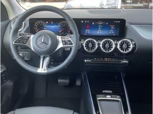 Mercedes-Benz GLA 200 Progressive Multibeam-LED 360°Kamera AHK