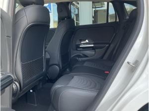 Mercedes-Benz GLA 200 Progressive Multibeam-LED 360°Kamera AHK