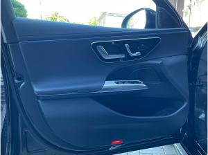 Mercedes-Benz E 220 d T AMG DigitalLight Panorama Distron. AHK