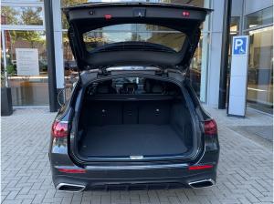 Mercedes-Benz E 220 d T AMG DigitalLight Panorama Distron. AHK