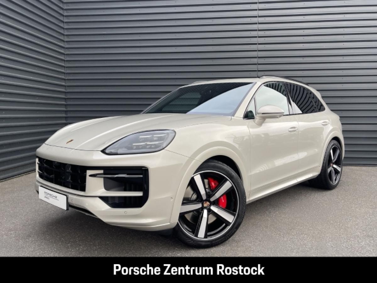 Porsche Cayenne S · 474 PS · cashmerebeigemetallic
