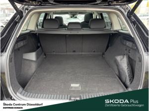 Skoda Kodiaq Selection 2.0 TDI DSG Fahrassistenz-Paket: Plus Komfort-Paket PlusInterieur-Design-Paket Suite Black