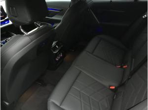 BMW i5 eDrive40 Touring M SPORT+PANO+AHK+KAMERA+ACC