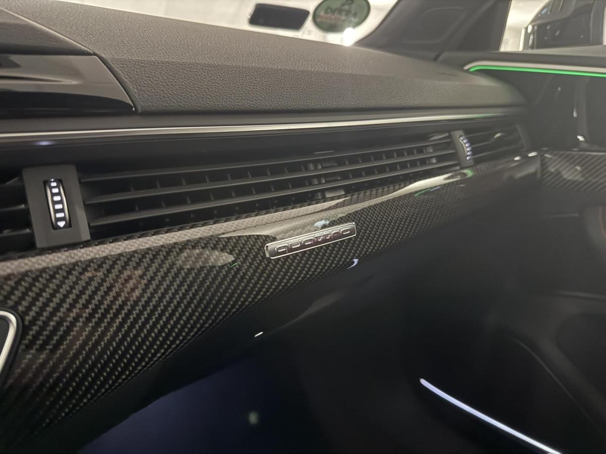 Audi RS4 Avant | Einzelstück | Porsche Lackierung