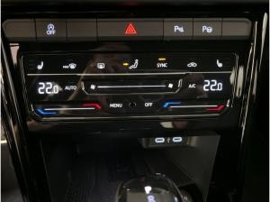 Volkswagen T-Roc R 2.0 TSI 4MOTION 300 PS DSG *AHZV NAVI WR*