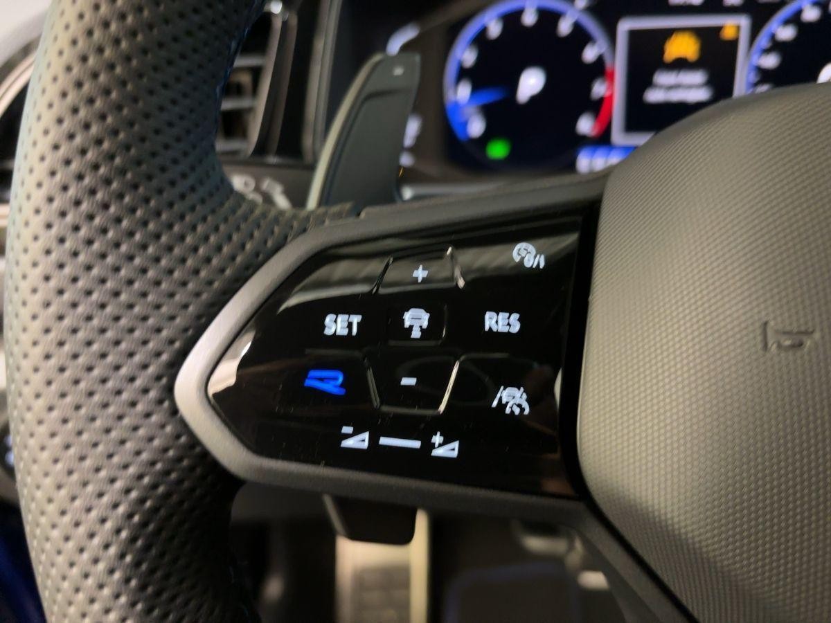 Volkswagen T-Roc R 2.0 TSI 4MOTION 300 PS DSG *AHZV NAVI WR*