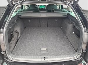 Skoda Octavia Combi 2.0 TDI Tour DSG Matrix AHK