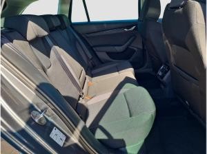 Skoda Octavia Combi 2.0 TDI Selection DSG LED AHK