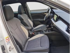 Skoda Scala 1.5 TSI Selection DSG MATRIX ACC AHK Pano