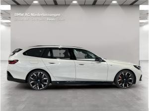 BMW i5 M60 xDrive Touring 8-fach Bereift