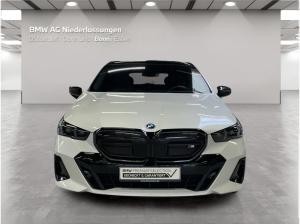 BMW i5 M60 xDrive Touring 8-fach Bereift