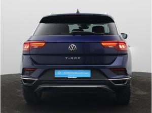 Volkswagen T-Roc Sport 1.5 TSI DSG / Navi, Pano, AHK, LED