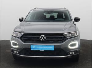 Volkswagen T-Roc Sport 2.0TDI 4M DSG / Navi, Pano, LED, AHK
