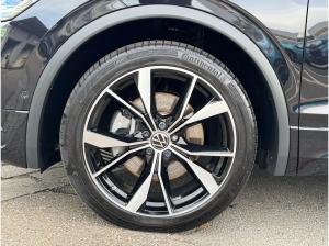Volkswagen Tiguan Allspace R-Line 2.0TDI 4M 7-SITZE AHK STANDH