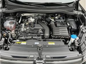 Volkswagen Tiguan 1.5 eTSI DSG / Navi, App, LED, AHK, RFK