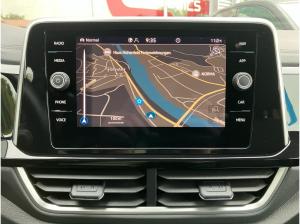 Volkswagen T-Roc R-Line 1.5 TSI DSG / LED, ACC, RFK, Navi