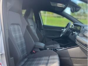 Volkswagen Golf VIII GTD 2.0 TDI DSG / Navi, LED+, HuD, RFK