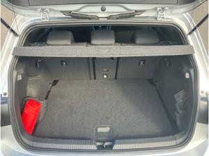 Volkswagen Golf VIII GTD 2.0 TDI DSG / Navi, LED+, HuD, RFK