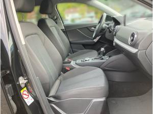Audi Q2 35 TFSI S-tronic / MMI-Navi plus, LED, RFK