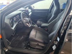 Volkswagen Golf Variant R-Line 1,5 l DSG *AHK**Pano*