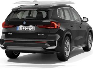BMW iX1 xDrive30 xLine (Allrad)