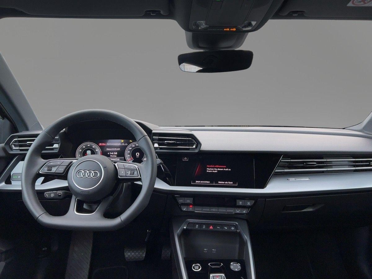 Audi A3 Sportback 30 TFSI S tronic Navi Sitzhzg LED