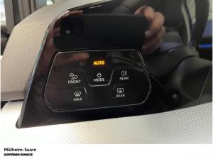 Volkswagen Golf Life 1.5 eTSI (VW Mülheim)