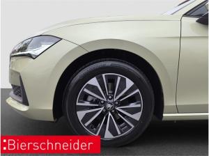 Skoda Superb Combi 2,0 TDI DSG Selection AHK ACC RFK MATRIX-LED KEYLESS