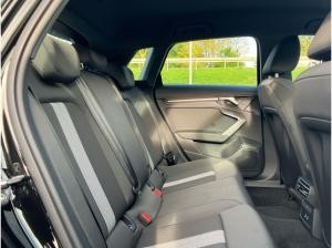 Audi A3 Sportback advanced 30TDI/ Navi, ParkAssi, AHK