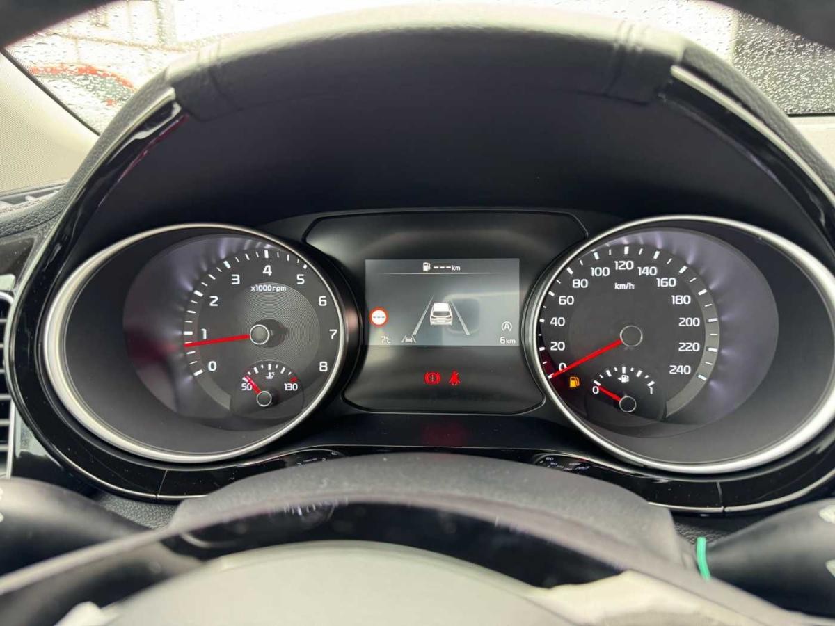 Kia Ceed SW 1.5 T-GDI Vision +SHZ+RFK