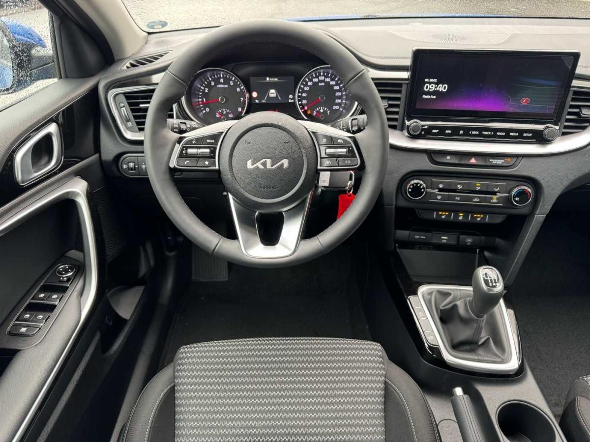 Kia Ceed SW 1.5 T-GDI Vision +SHZ+RFK