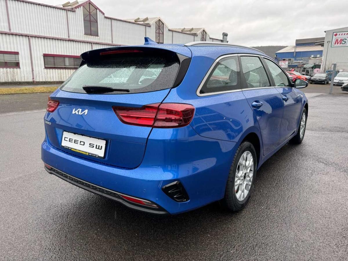 Kia Ceed SW 1.5 T-GDI Vision +SHZ+RFK