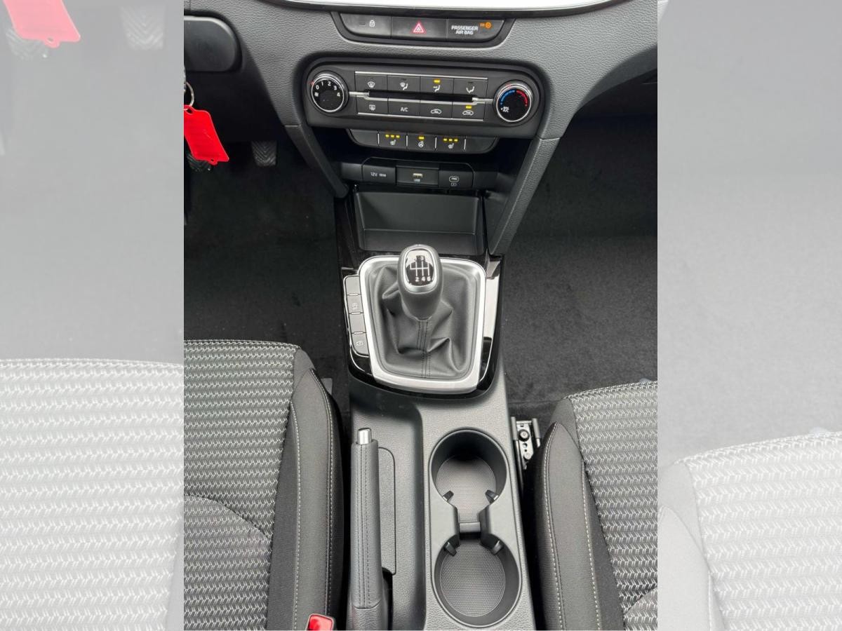 Kia Ceed SW 1.5 T-GDI Vision +SHZ+RFK