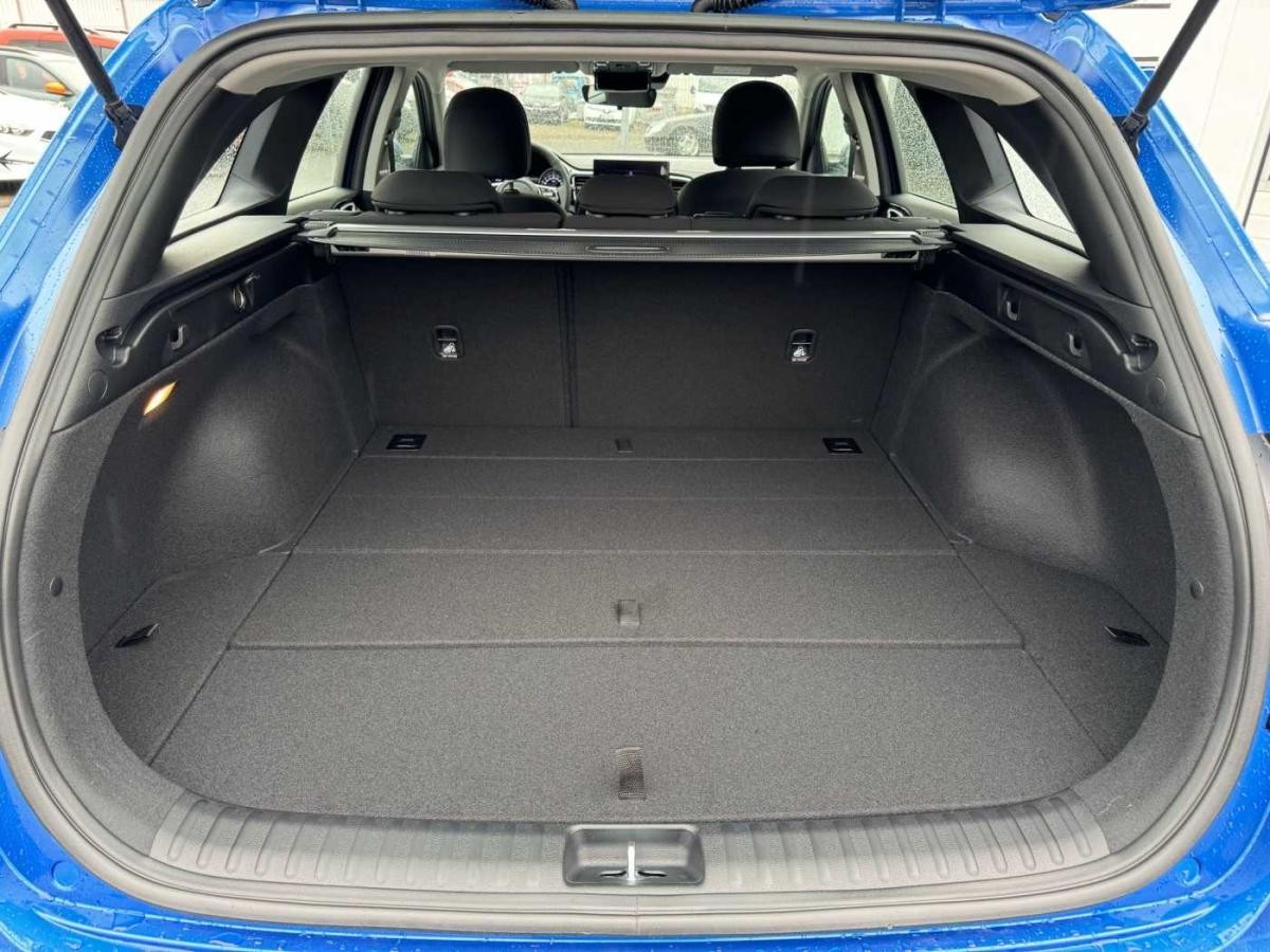 Kia Ceed SW 1.5 T-GDI Vision +SHZ+RFK