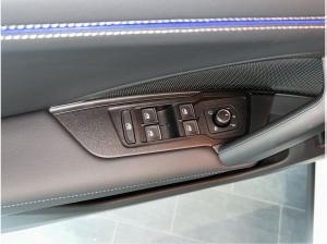 Volkswagen Tiguan 2.0 TDI DSG SCR R-Line SOFORT VERFÜGBAR Black Style DCC Pro Max AHK Standhzg 4MOTION