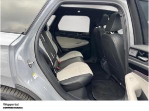 Volkswagen ID.7 Tourer Pro 210 kW LED NAVI AHK KAMERA