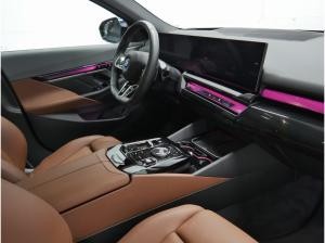 BMW 550 550e xDrive Touring M SPORT PRO+PANO+AHK+DAP+PAP+B&W SOUND+LM20
