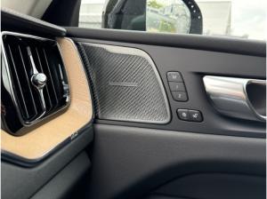 Volvo XC60 Ultra Dark, T8 AWD Plug-In Hybrid *sofort verfügbar!*