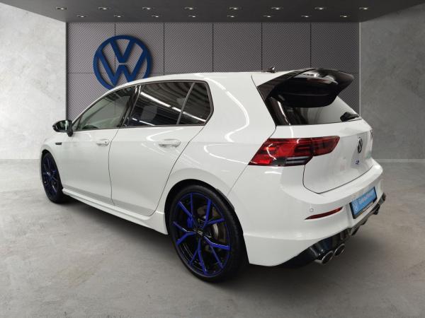 Volkswagen Golf VIII 2.0 TSI DSG R Performance 20 Years