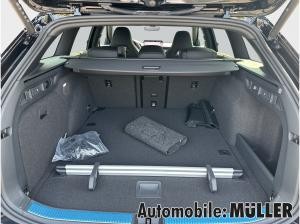 Skoda Superb Combi Sportline 2,0 TDI 142 kW 4x4 7-Gang-DSG*CANTON*AHK*Standheizung