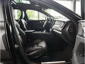 Volvo XC60 B5 AWD Plus Black Edition