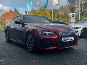 BMW i4 eDrive40 M Sport //Adapt.LED DrivingAssistant HUD