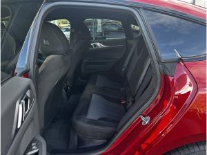 BMW i4 eDrive40 M Sport //Adapt.LED DrivingAssistant HUD