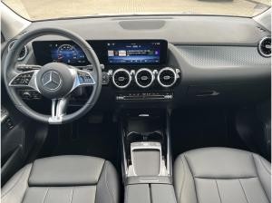 Mercedes-Benz GLA 200 Facelift+Advanced+Kamera+DAB+LED+Progr.+