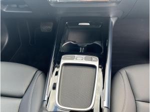 Mercedes-Benz GLA 200 Facelift+Advanced+Kamera+DAB+LED+Progr.+