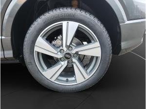 Audi Q2 35 TFSI S line AHK Matrix LM 18" Navi PDC+RFK